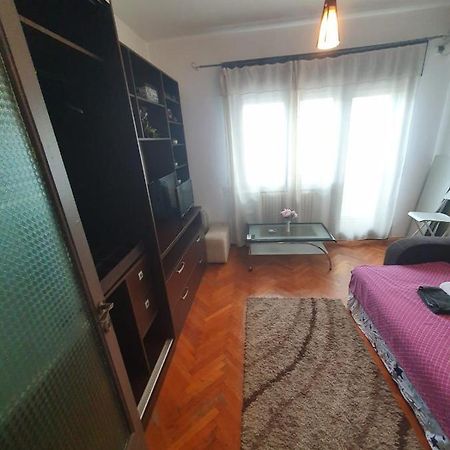 דירות Cozy Studio In Center בוקרשט מראה חיצוני תמונה
