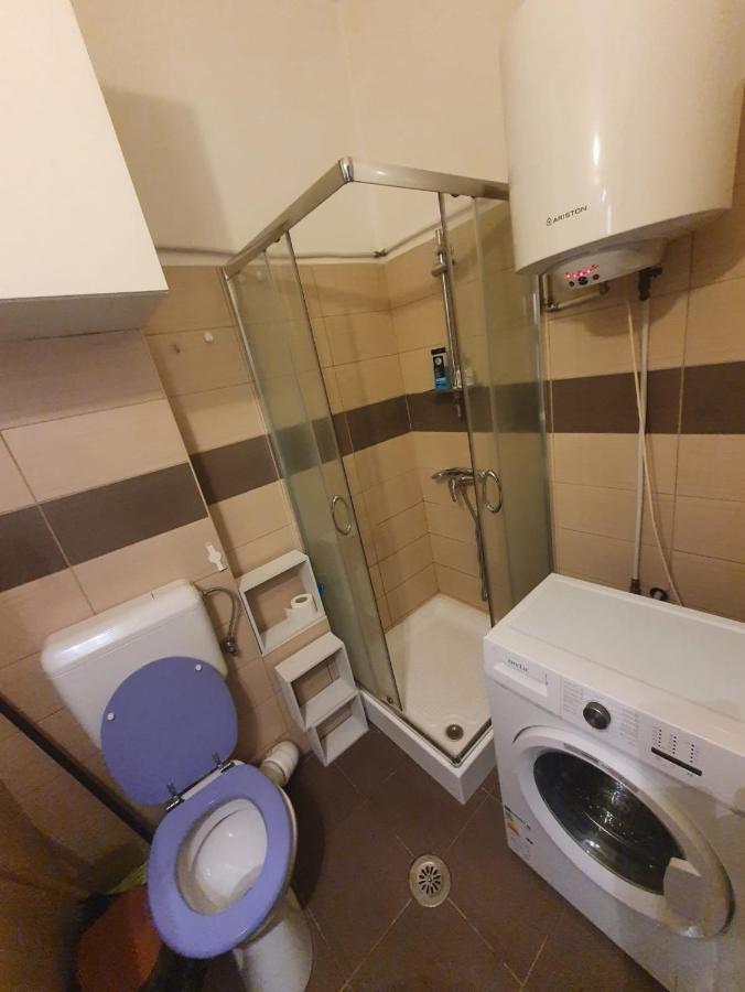 דירות Cozy Studio In Center בוקרשט מראה חיצוני תמונה